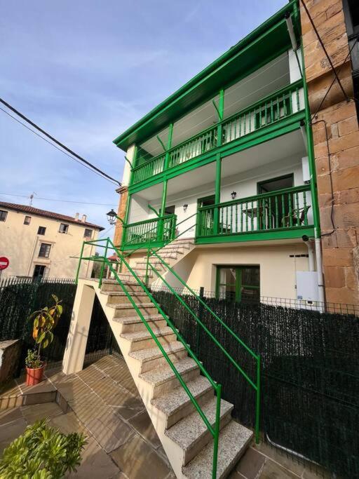 Appartement El Balcon De Bolingas à Comillas Extérieur photo